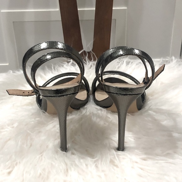 💥 SCHUTZ Metallic Silver Embossed Leather Heels Sz 36.5 - Picture 5 of 6